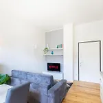 Duomo 10 Minutes Walk- Modern Design Appartement Milan